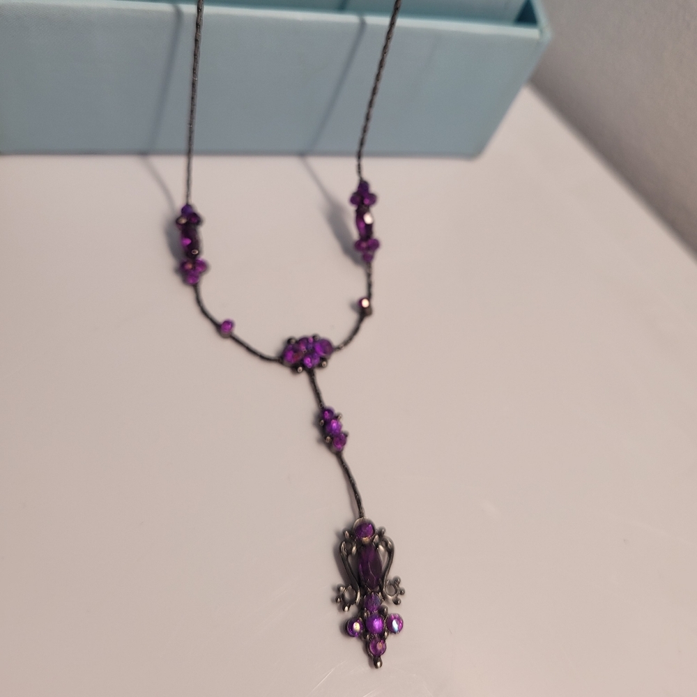 Y Dainy Necklace - Picture 5 of 5